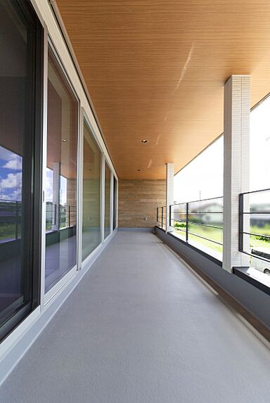 FUJIKEN ORDERHOUSEの施工事例「視線の抜けが心地いい、西海岸風の開放的なお家」の画像8