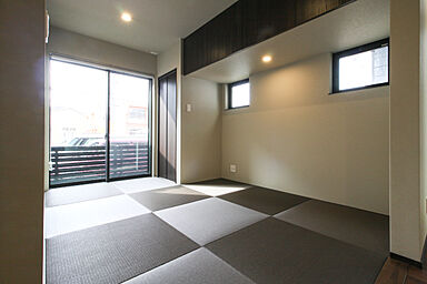 FUJIKEN ORDERHOUSEの施工事例「ダークトーンでまとめたシックなお家」の画像2