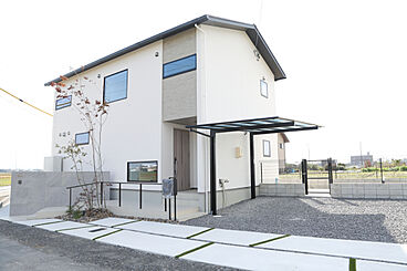 FUJIKEN ORDERHOUSEの施工事例「ヌックやカウンターで居場所を作る!造作にこだわったお家」の画像