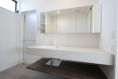 FUJIKEN ORDERHOUSEの施工事例「ヌックやカウンターで居場所を作る!造作にこだわったお家」の画像4