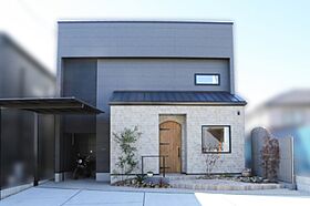 FUJIKEN ORDERHOUSEの施工事例「バイクガレージつき!夢がつまったサロン併用住宅」の画像1