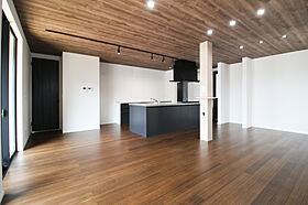 FUJIKEN ORDERHOUSEの施工事例「回遊動線が魅力!キッチンを中心にしたお家」の画像5