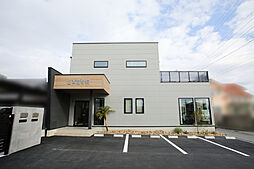 FUJIKEN ORDERHOUSEの施工事例「落着きと温かみの溢れる接骨院併用住宅」の画像