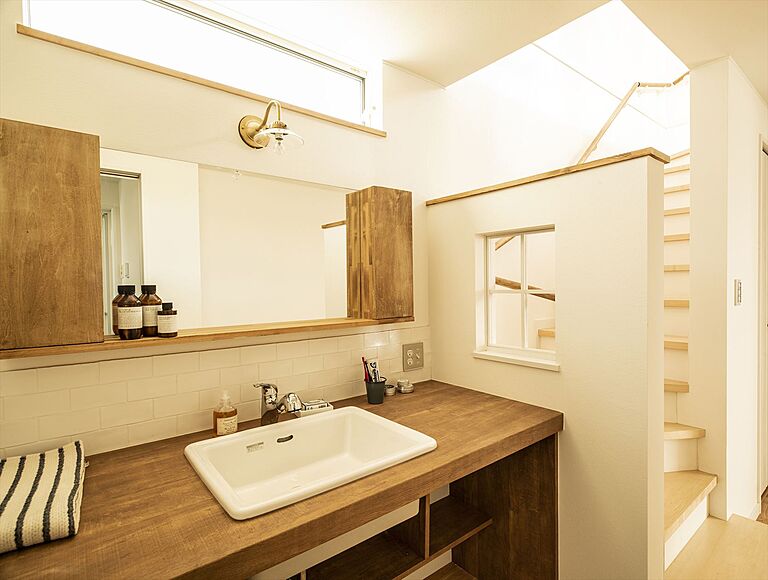 株式会社トミオの公式画像_洗面6