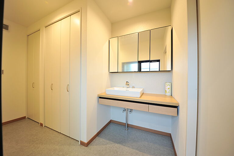 株式会社エスクリエイトの公式画像_洗面8