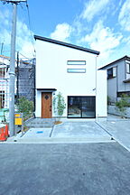 シンプルモダンスタイルの外観 株式会社エスクリエイトの事例画像