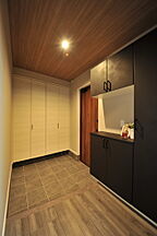 シンプルモダンスタイルの収納 株式会社エスクリエイトの事例画像