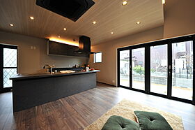 株式会社エスクリエイトの施工事例「泉佐野市 ガレージハウスの大邸宅」の画像3