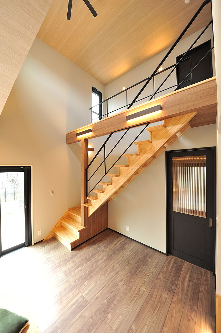 株式会社エスクリエイトの公式画像_リビング7