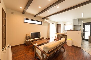 ホームズ ダークブラウンに統一されたインテリアと間取りにこだわった家 ワンダーホーム 土地相談からお手伝いいたします の施工事例 注文住宅を建てる ホームズ ダークブラウンに統一されたインテリアと間取りにこだわった家 ワンダーホーム 土地相談からお手伝いいたします の施工事例 注文住宅を建てる