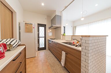 ワンダーホーム ~土地相談からお手伝いいたします~の施工事例「使い勝手抜群のこだわりの和スペースがある家」の画像6