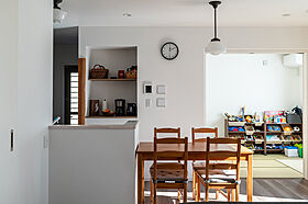 ワンダーホーム ~土地相談からお手伝いいたします~の施工事例「スタイリッシュさと機能性を両立した家」の画像3