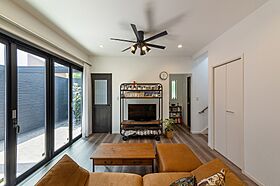 ワンダーホーム ~土地相談からお手伝いいたします~の施工事例「スタイリッシュで機能的なオリジナリティ溢れる家」の画像3