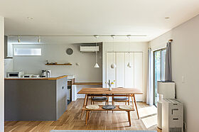 ワンダーホーム ~土地相談からお手伝いいたします~の施工事例「石材を使った外構デザインが魅力!ランドリールームのある北欧スタイルの家」の画像6