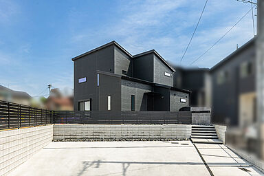 ワンダーホーム ~土地相談からお手伝いいたします~の施工事例「家族の距離が近付く!スタイリッシュなナチュラルモノトーンの家」の画像