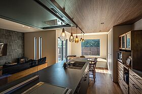 ワンダーホーム ~土地相談からお手伝いいたします~の施工事例「スタイリッシュな外観×豊富な収納。おうちキャンプも楽しめる家」の画像4