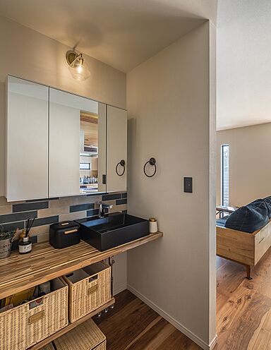 ワンダーホーム ~土地相談からお手伝いいたします~の施工事例「スタイリッシュな外観×豊富な収納。おうちキャンプも楽しめる家」の画像7