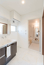 シンプルモダンスタイルの洗面所 HESTAHOME(ヘスタホーム)の事例画像