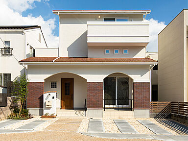 HESTAHOME(ヘスタホーム)の施工事例「アンティークフレンチスタイルの家でインテリアに伝統と驚きを」の画像7