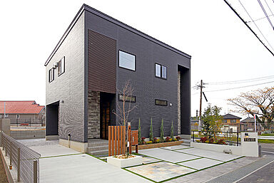 よかタウン注文住宅(糟屋営業所)の施工事例「住み心地の良いラグジュアリーハウス【モデルハウス】」の画像1