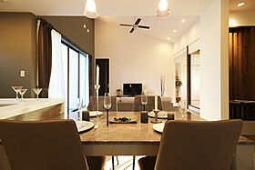 株式会社 WOODY HOUSEの施工事例「スカイバルコニーがある平屋 | 40坪」の画像2