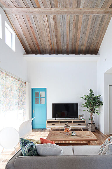 株式会社 WOODY HOUSEの施工事例「日常に遊びを招くサーファーズハウス | 33坪」の画像3