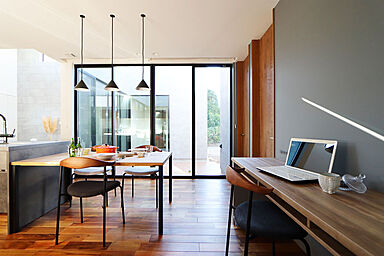 株式会社 WOODY HOUSEの施工事例「中庭のあるコの字型の平屋|36坪」の画像4