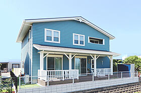 株式会社 WOODY HOUSEの施工事例「2階建てのサーファーズハウス|46坪」のメイン画像