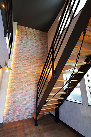 株式会社 WOODY HOUSEの施工事例「2階建てのサーファーズハウス|46坪」の画像10