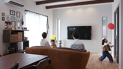 カフェスタイルのリビング 【悠悠ホーム | 健康、快適、長寿命の家】の事例画像