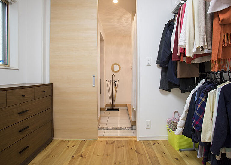 【悠悠ホーム | 健康、快適、長寿命の家】の公式画像_玄関2