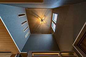 ash住宅事業部の施工事例「吹き抜けのある開放感抜群なアメリカンスタイルハウス」の画像4