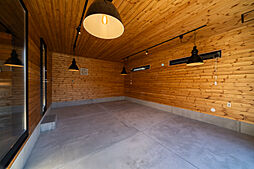 ash住宅事業部の施工事例「ブルックリンスタイルのこだわりガレージハウス」の画像