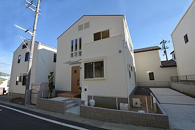 株式会社高栄ホームの施工事例「光の楽家ーのびのび暮らす家ー【滋賀県大津市】」の画像6