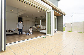 株式会社高栄ホームの施工事例「テクノストラクチャーー光と風を採り込む家ー【滋賀県大津市】」の画像4