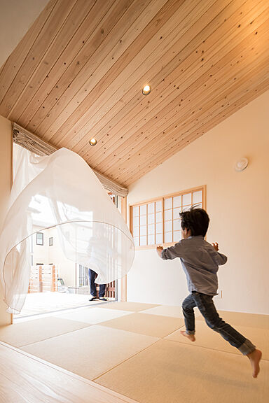 株式会社藍舎の施工事例「広々暮らす小さな家」の画像3