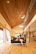 木の家スタイルのリビング 株式会社藍舎の事例画像