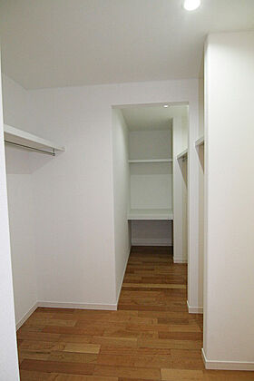 太陽ハウジング株式会社の施工事例「碧南市 Sさま邸「リビング階段のあるお家」」の画像6