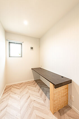 太陽ハウジング株式会社の施工事例「知立市 Kさま邸「明るい5人家族の3階建てのお家」」の画像2