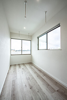 太陽ハウジング株式会社の施工事例「知立市 Kさま邸「明るい5人家族の3階建てのお家」」の画像6