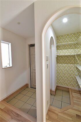 太陽ハウジング株式会社の施工事例「刈谷市 Kさま邸 「まぁるい曲線のアーチ壁のある優しい雰囲気のお家」」の画像6