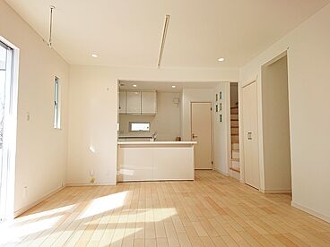 ホームズ 刈谷市 Kさま邸 リビング階段にガラスブロックをはめ込んだかわいいお家 太陽ハウジング株式会社の施工事例 注文住宅を建てる ホームズ 刈谷市 Kさま邸 リビング階段にガラスブロックをはめ込んだかわいいお家 太陽ハウジング株式会社の施工事例 注文住宅を建てる