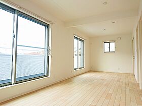 太陽ハウジング株式会社の施工事例「刈谷市 Kさま邸 「リビング階段にガラスブロックをはめ込んだかわいいお家」」の画像4