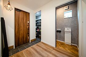 太陽ハウジング株式会社の施工事例「東海市Aさま「子育て夫婦が予算内で叶えたCOOL&モダンなシカクイ家」」の画像6