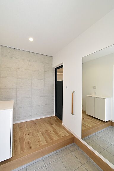 太陽ハウジング株式会社の施工事例「刈谷市Kさま 「ゆとりある広々LDKを中心に 心地良い暮らしが実現したお家」」の画像6