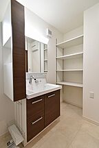 和風・和モダンスタイルの洗面所 太陽ハウジング株式会社の事例画像