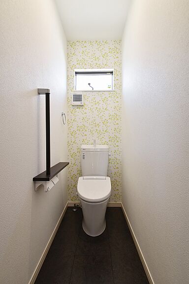 太陽ハウジング株式会社の施工事例「刈谷市Hさま「適所に設けた大容量収納と外観内観のカラーバランスにこだわったお家」」の画像4