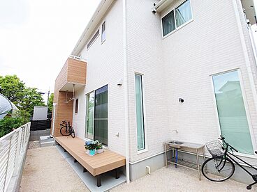 太陽ハウジング株式会社の施工事例「知立市Iさま「家族がゆったり過ごせるリビングと趣味を楽しめる広いお庭のあるお家」」の画像