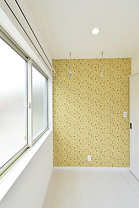 太陽ハウジング株式会社の施工事例「蒲郡市Kさま「白を基調にやさしい木目が美しく、柔らかな雰囲気のお家」」の画像4