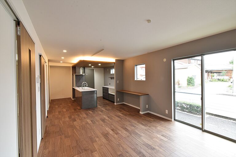 太陽ハウジング株式会社の公式画像_リビング3